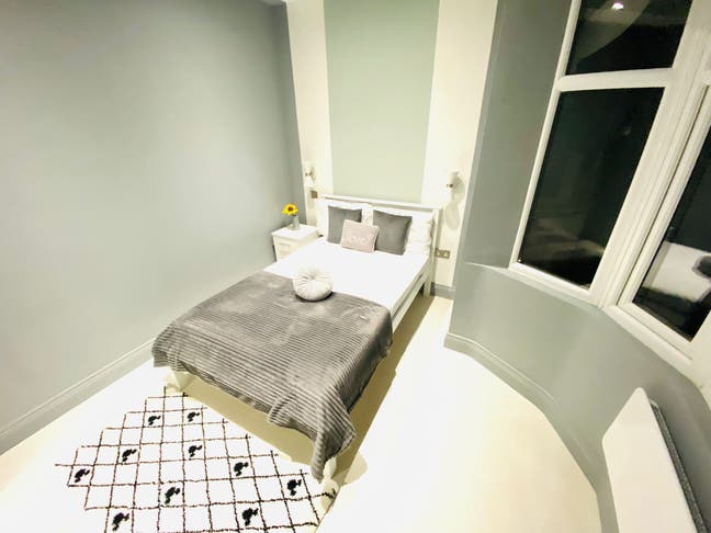 🏡 En-Suite Room to Let in - Lewisham Main Photo