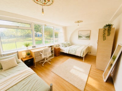 🏠Qmul 4Bd Bowroad /Mile End | Incl Bills Optional Main Photo