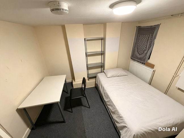 🏠Cozy Double Room🏠 E7  Main Photo