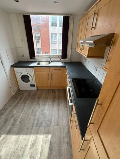 Luxury Double Bed Room Main Photo