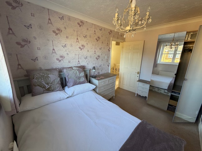 1 x double room in Chalfont St Giles HP8 Main Photo