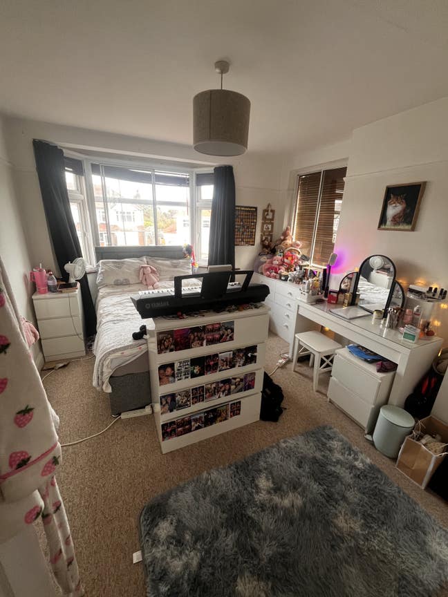 Spare room - Wimbledon Chase  Main Photo