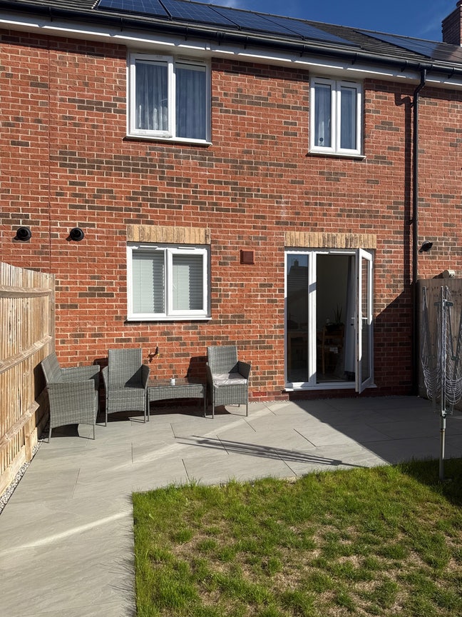 En-Suite Double Room For Rent,Modern House Main Photo