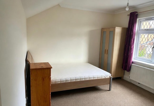 Double Room to let Main Photo