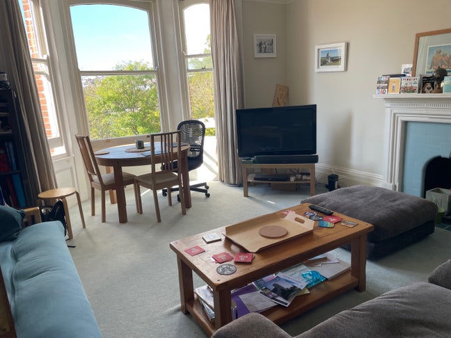 Entire flat avail while landlord travels 3+ months Main Photo