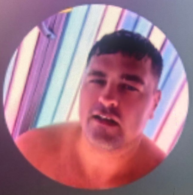 39 year old Male seeks a double room Main Photo