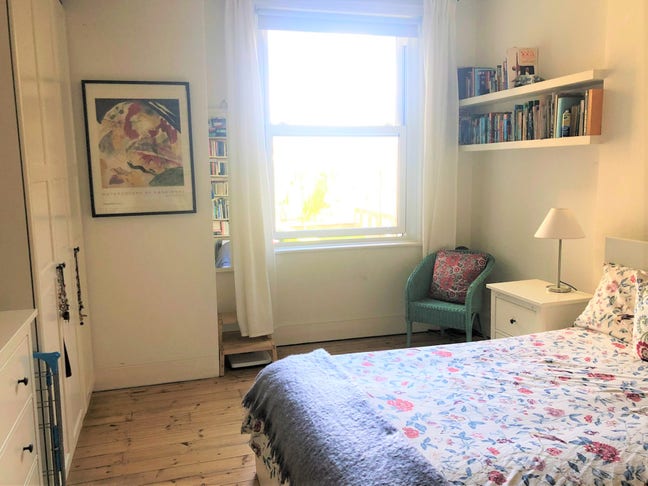 Sunny 2-bed, Quiet, Stoke Newington N16 Main Photo