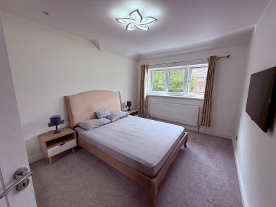 Luxury double bedroom with dedicated bathroom Main Photo
