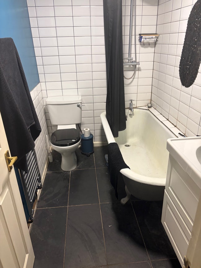 City centre, free parking, bills included, avs now Main Photo