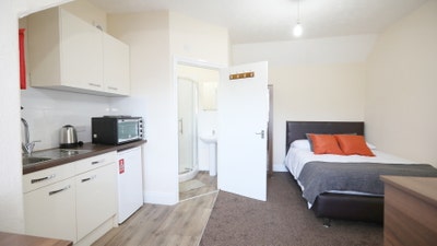 Lovely Studio Coming Soon B23 Main Photo