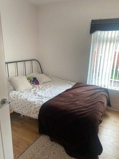 Nice spacious two bedroom house for rent! Main Photo