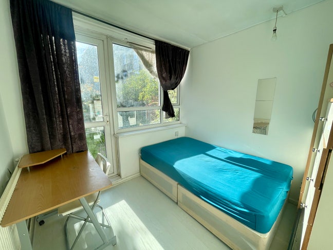Seni-DBL Room Near Westferry/Mile End+Garden  Main Photo