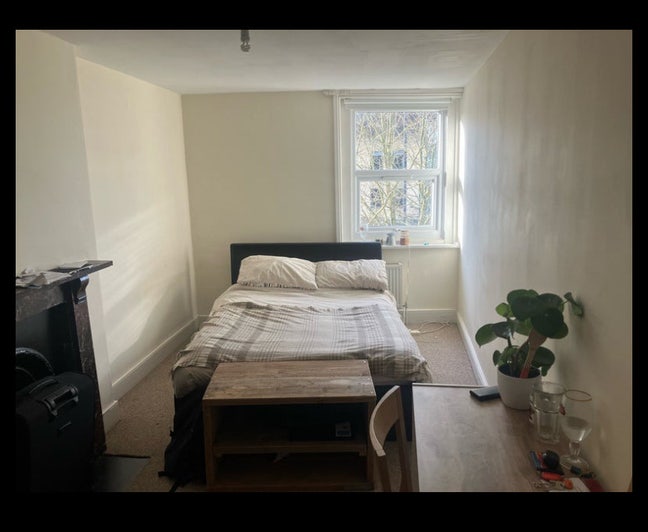 Double room in spacious Clifton Maisonette Flat Main Photo