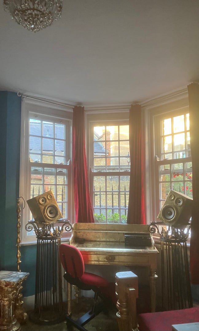 SW1 Designer,Artist Life Environment ✨ Main Photo