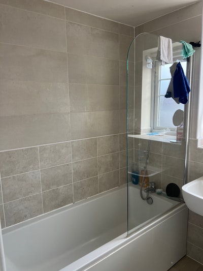 Furnished Single Room Available WV10 Main Photo