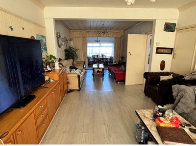 2 double bed and 1 single bed available in Romford Main Photo