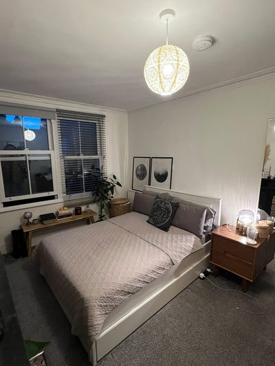 Room in lovely home (Brixton) Main Photo