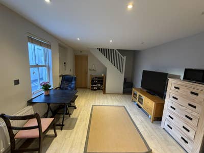 Double Room in Brentwood High Street | &pound;895 pcm |  Main Photo