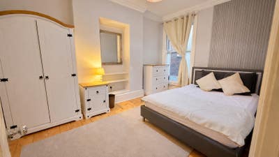 Rare Double Room + Bills + Cleaner Ready🏡  Main Photo
