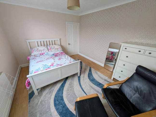 2 bedrooms in a quiet Old Town cul-de-sac Main Photo
