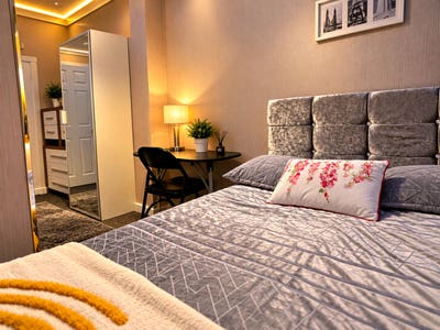 1 room available for rent  Main Photo