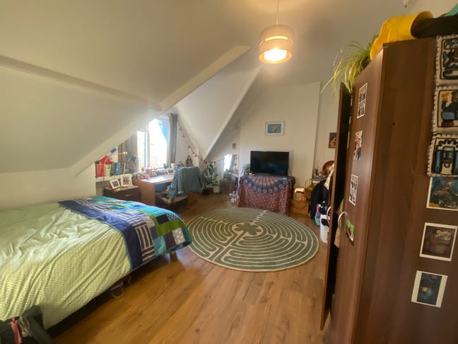 Rooms available in sociable Moseley houseshare Main Photo