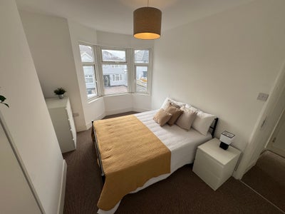 🏠 Room with own lounge/office | Bills inc ✨ Main Photo