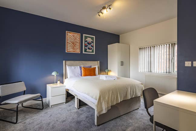 🌟Spacious Room with Ensuite🌟 Main Photo
