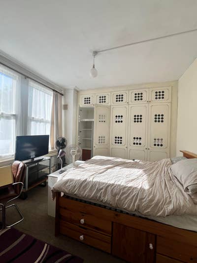 4 rooms to let in spacious property in Kingston Main Photo