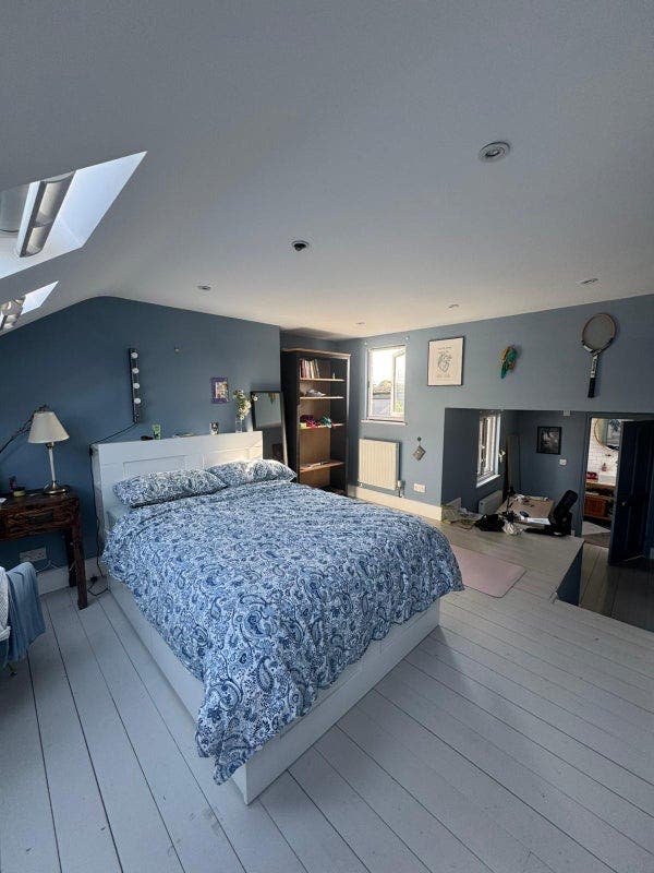 Bright and spacious en-suite room in Clapton Main Photo