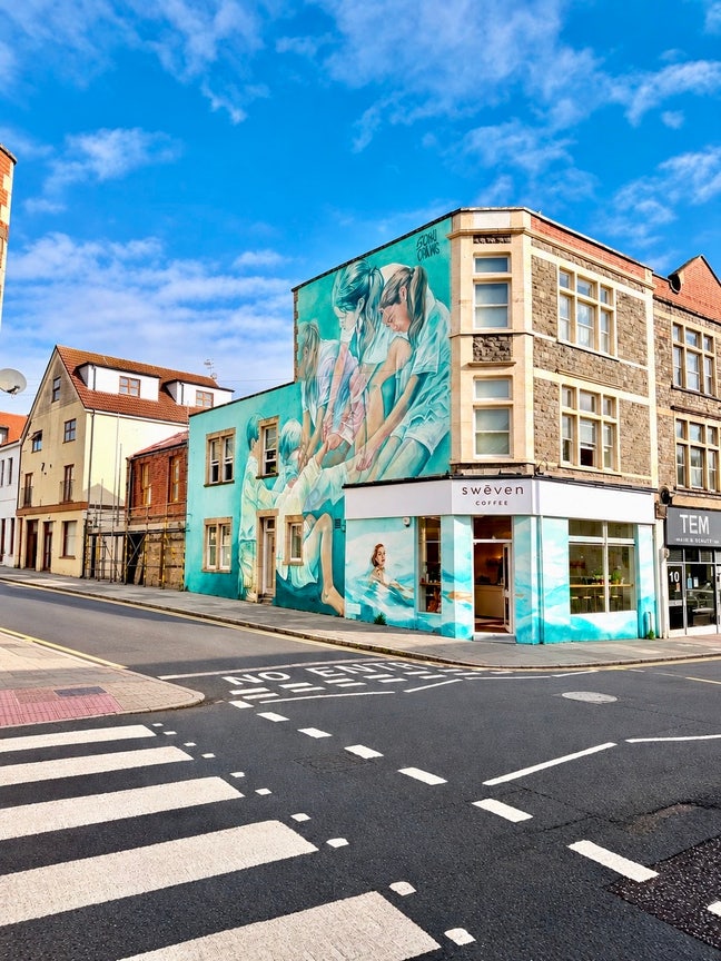 Spectacular Newly Refurbished 3 Bed Penthouse Flat Main Photo