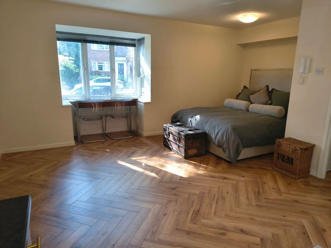  Double Studio with Private parking 1250.00   Main Photo