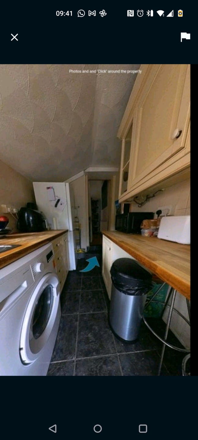 Single room and shared  Double room available imme Main Photo