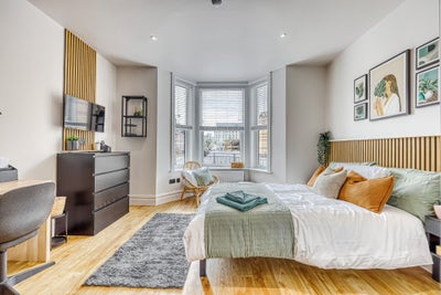 Large Double with Ensuite | Incl. All Bills Main Photo