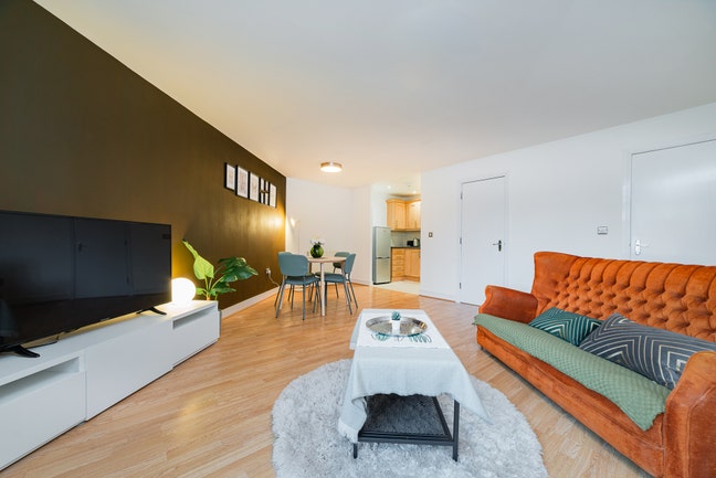 1-Bed Flat in Thamesmead, Greenwich (SE28) Main Photo