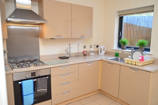 Double Room with Private Balcony for Professionals Main Photo
