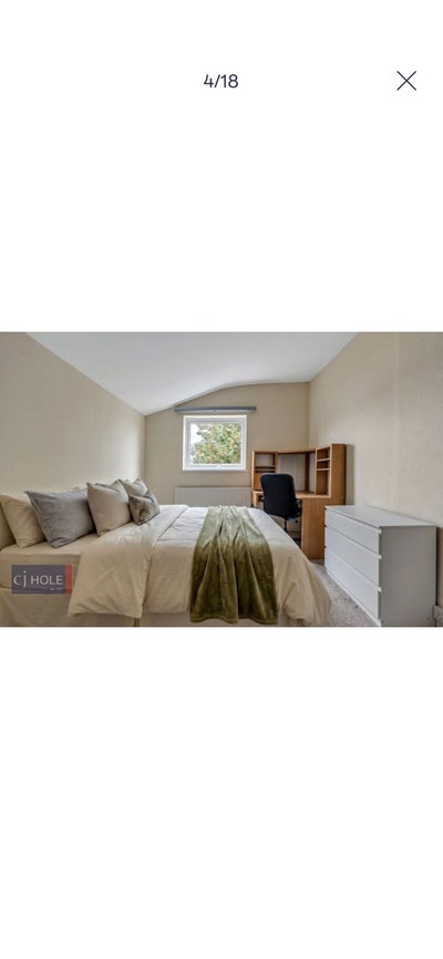 Good sized double room in Edwardian terrace Main Photo