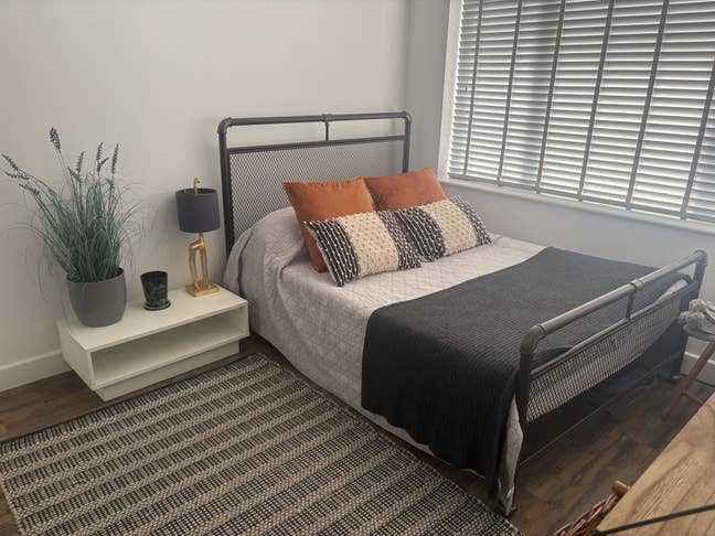Large Double Bedroom in Ross-On-Wye Main Photo