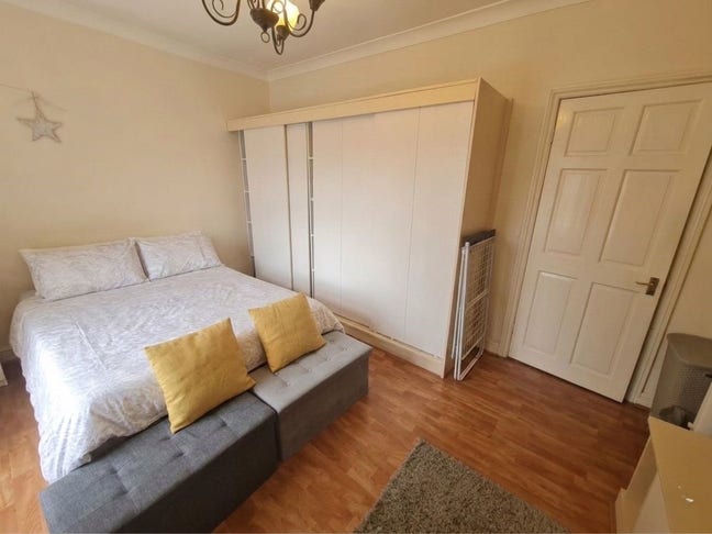 Spacious Room–All Bills Included–Altrincham WA15 Main Photo