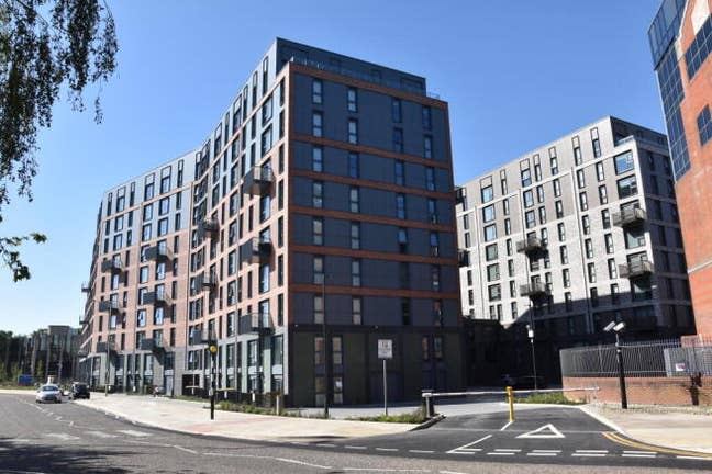 Cosy 1 bedroom flat by city centre in Peterborough Main Photo