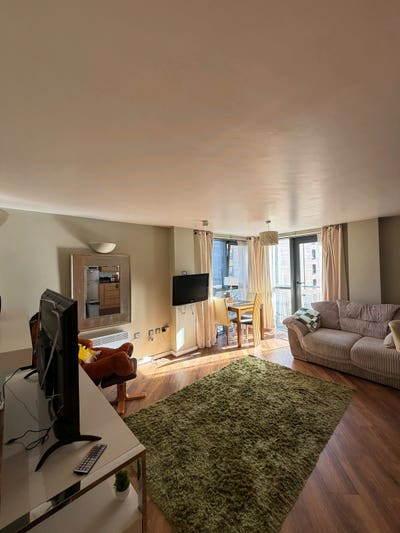  City Centre Bedroom with bathroom &pound;730 bills inc Main Photo