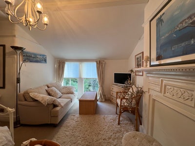 Large Studio Room - With Garden Views Main Photo