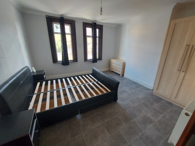 Rooms to rent in Chatham, Kent. Main Photo