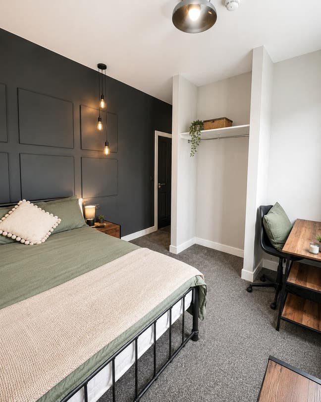 Most convenient location in Beeston - READY TO LET Main Photo