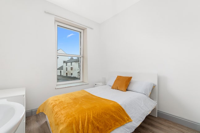 Double Room by City Centre & Train Station!🏠🚆 Main Photo