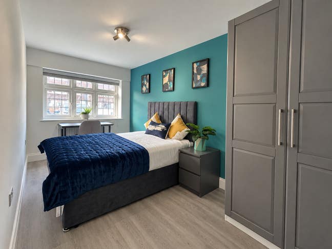 Brand New En-Suite Room Available Now in Kingston! Main Photo