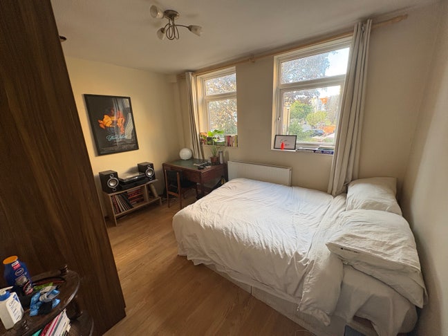 Double Room in House Share in Dalston  Main Photo