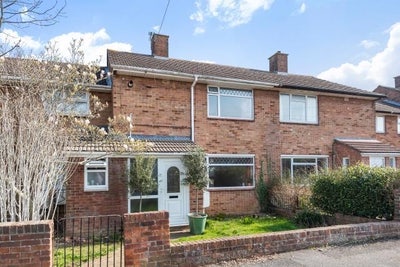 Two lovely double rooms available - 2 bed house Main Photo