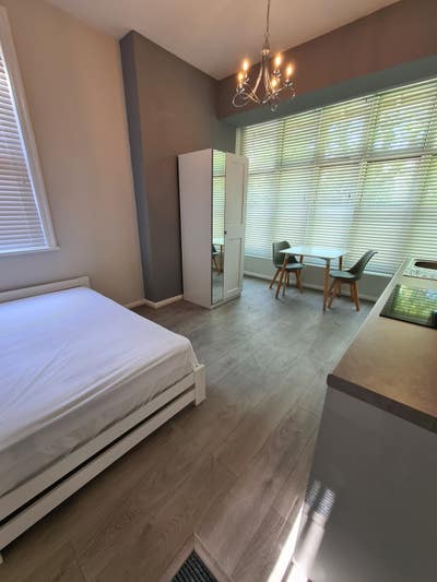 New Studio Flat Main Photo