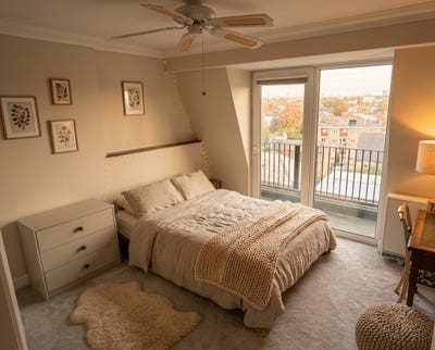 Double Room in Penthouse Main Photo